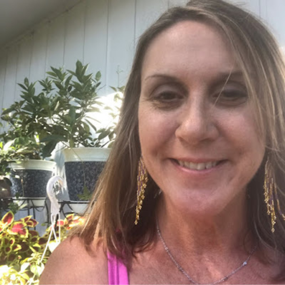 Meet your Posher, Lesli